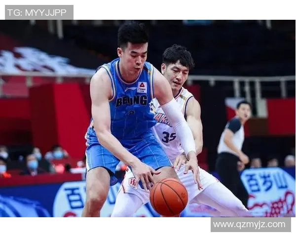 重庆篮球队强势领跑联赛积分榜73分稳居第一引发关注